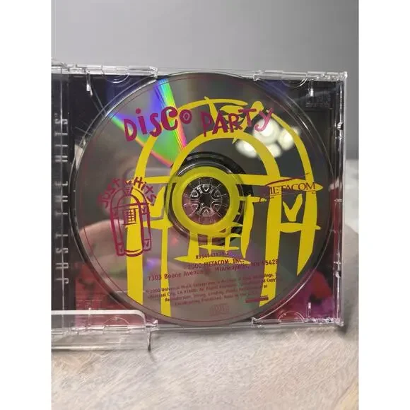 CD Disco Party Just The Hits Chic Heatwave Cher Gloria Gaynor KC & Sunshine Band - Picture 4 of 5